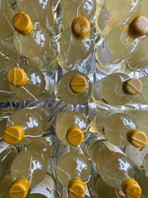 Load image into Gallery viewer, smoked honey Gin from Lavender Hill craft distillery Auckland